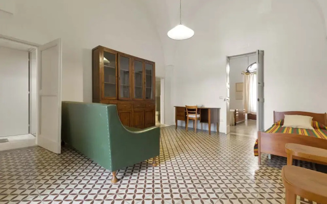 2082 Casa Gegè