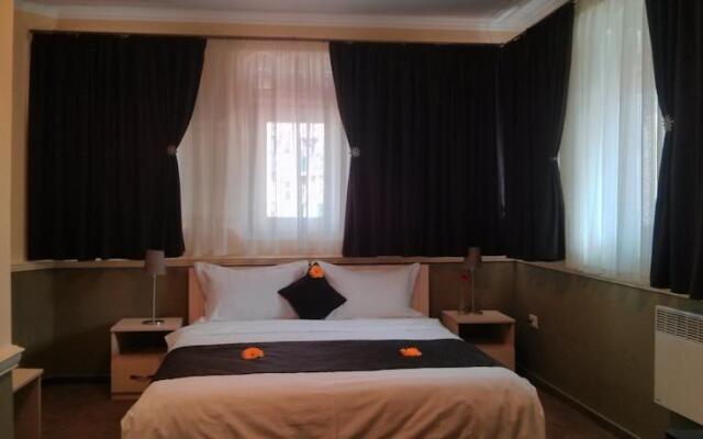 Hotel Hanu' Berarilor