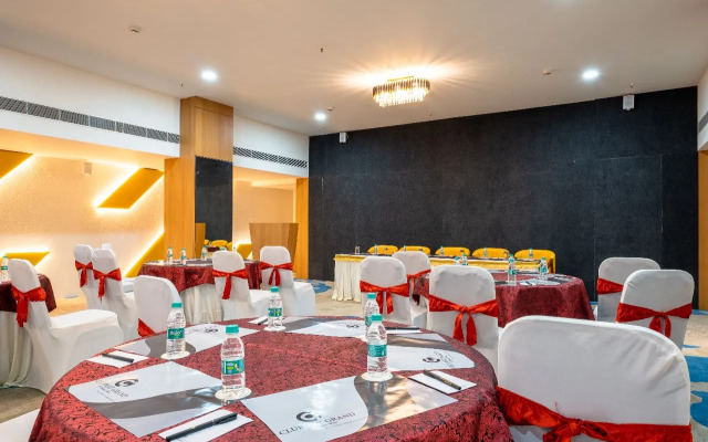 Clubway Grand - A Boutique Hotel