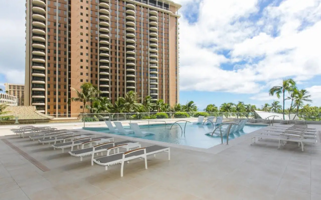 Ilikai Tower 1934 Condo with Fully Equipped Kitchen - Great for longer stays! by RedAwning