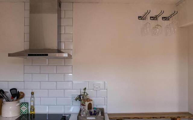 The Flat - Luxurious Apartment in Central Bridport