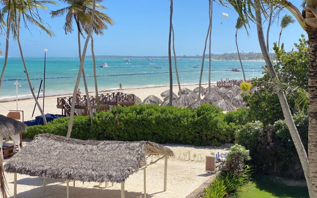 TrueCost Caribbean Paradise