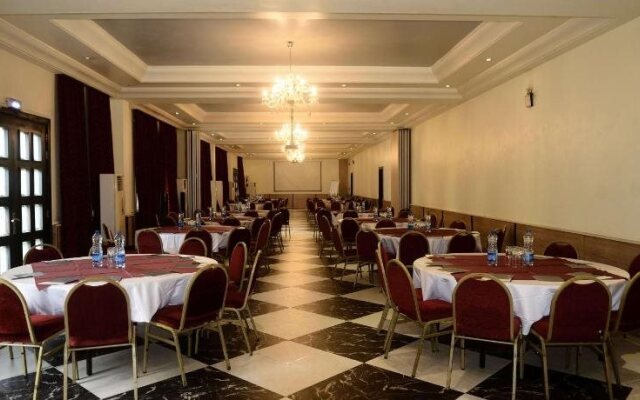 Elion House Hotel