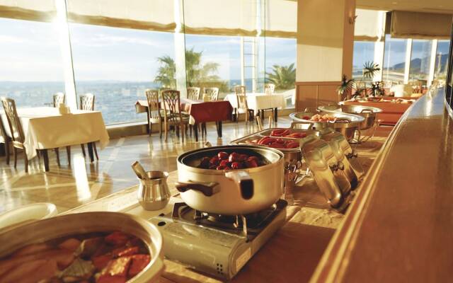 The Gran Resort Elegante Awajishima