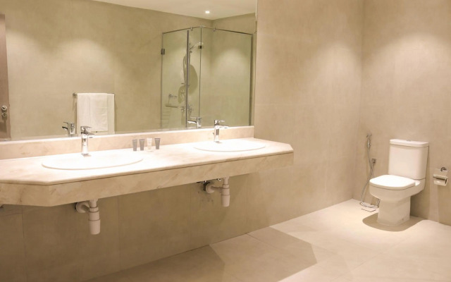 OYO 111 Infinity Suites