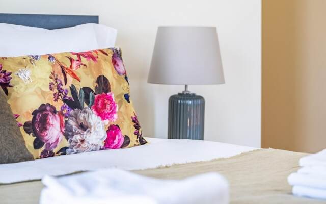 Uptown Sea View by Madeira Sun Travel