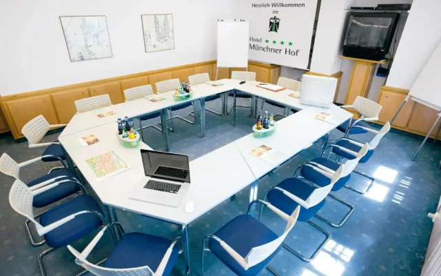 Hotel Münchner Hof und Blauer Turm