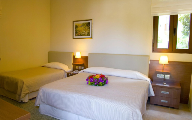 Acapulco Resort Convention SPA Hotel