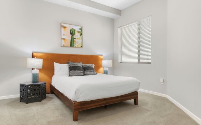 CozySuites at Vela Camelback