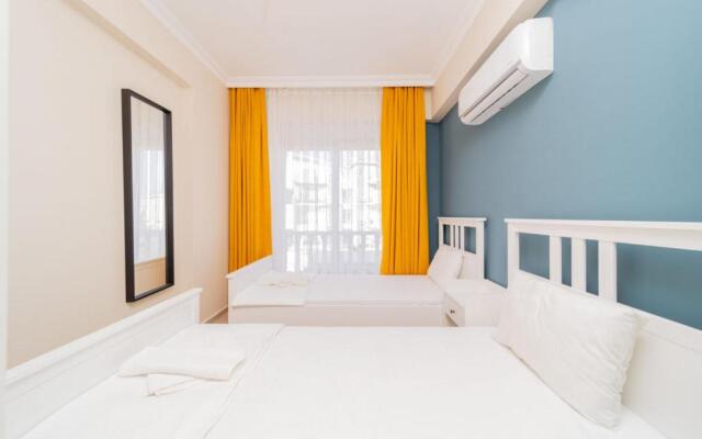 Flat With Balcony and Shared Pool in Belek