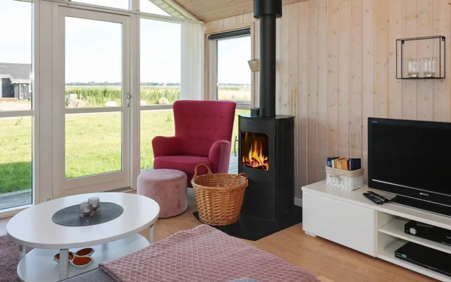 Spacious Holiday Home in Storvorde near Sea