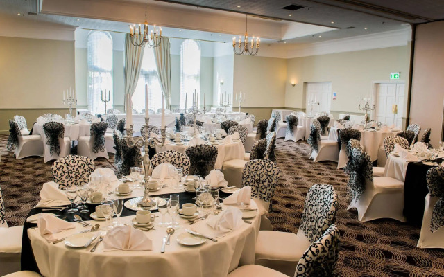 Holiday Inn Milton Keynes - East M1, Jct. 14 by IHG