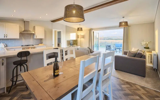 Host Stay Hazelwood Deluxe Lodge
