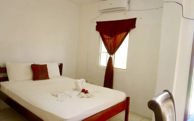 See Belize Sea View BAY Studio
