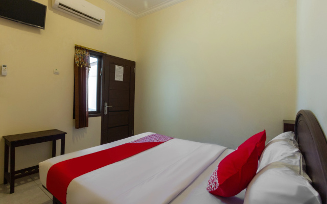 Hotel O Kebon Manis – Guest Rooms – Cilacap