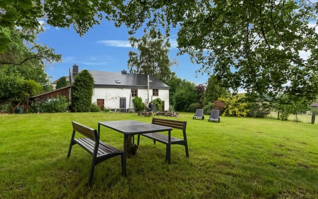 Detached Holiday Home with Sauna & Open Fire near Houffalize