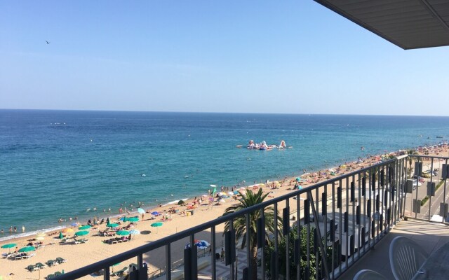 Aiguaneu Apartaments Els Pins