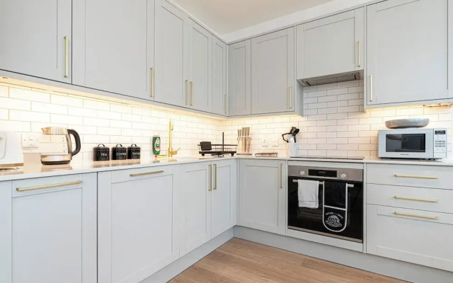JOIVY Stylish 1 bed flats in Soho