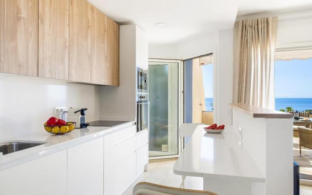 La Nea Beach Apartment