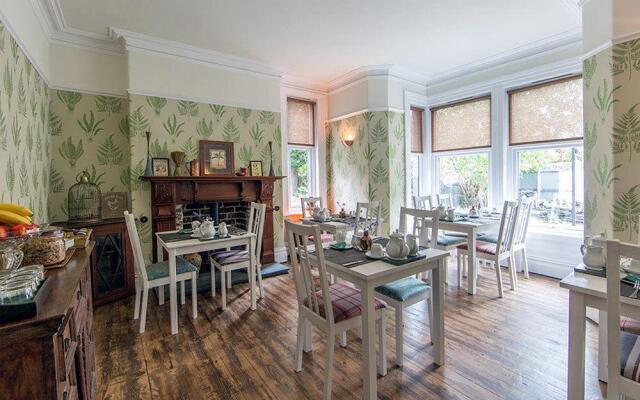 Woodside Guest House