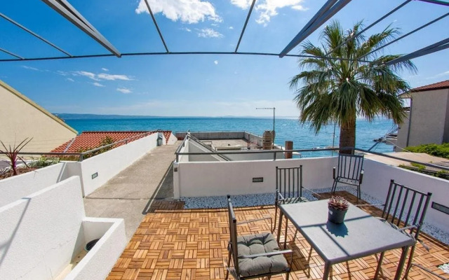 Villa Tamaris on the beach