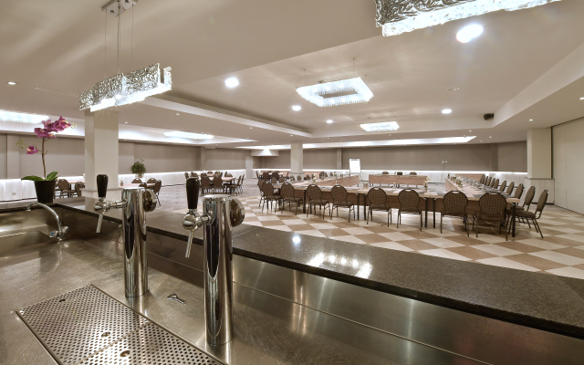 Van Der Valk Hotel Charleroi Airport