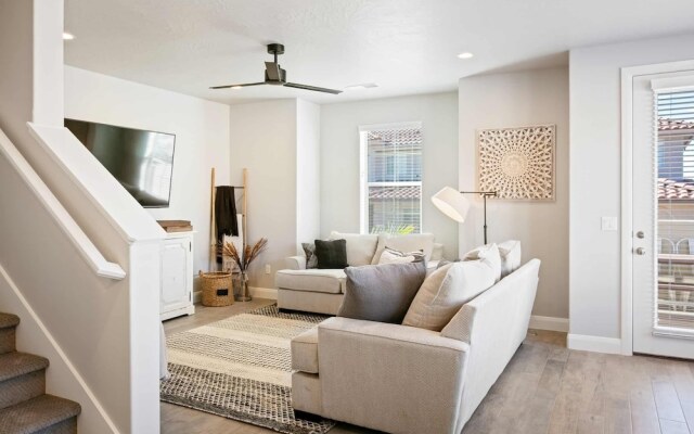 El Dorado Retreat by RedAwning