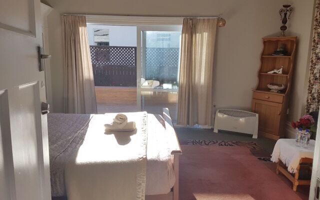 Dunedin Boutique Homestay