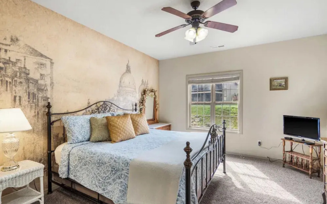 The Charming Retreat For 6!
