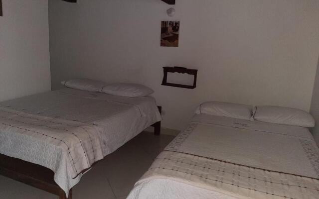 Cemandy Hostal