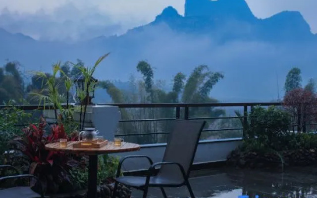 Xianyunju Resort Hotel (Yangshuo 20 yuan Scenic Area Branch)