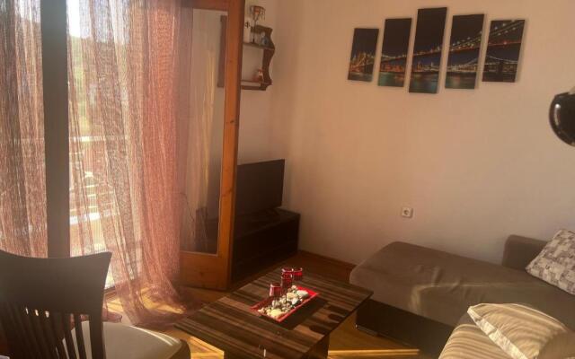 5 Persons Great Sea View Apartment by the beach
