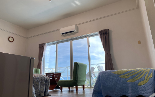 Marin House IE Island