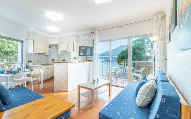 BT Apartments in Llanca