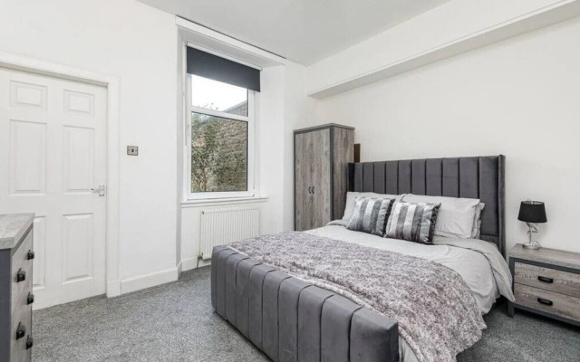 King St Apt - Stylish City pad in Broughty Ferry