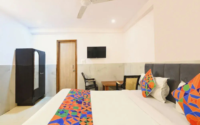 Fabhotel Lime Tree I
