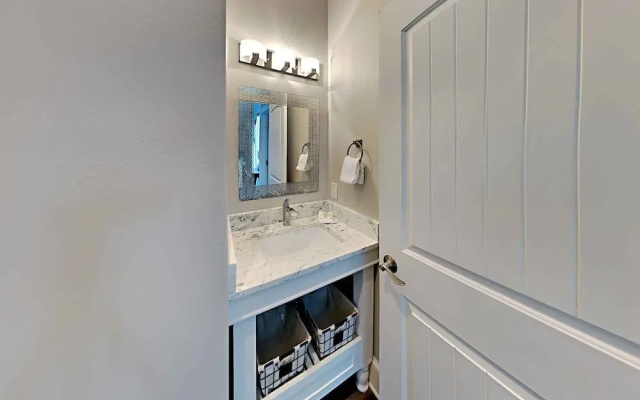 Easy Breezy by Southern Vacation Rentals