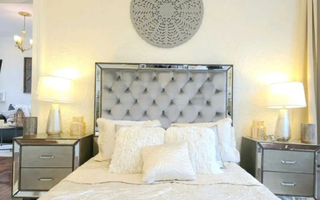 Renovated Urban Condos in Mid City