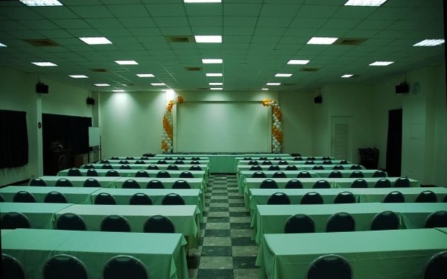 Fangchen Hot Spring Resort