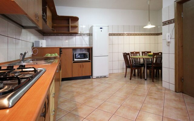 Central Villa