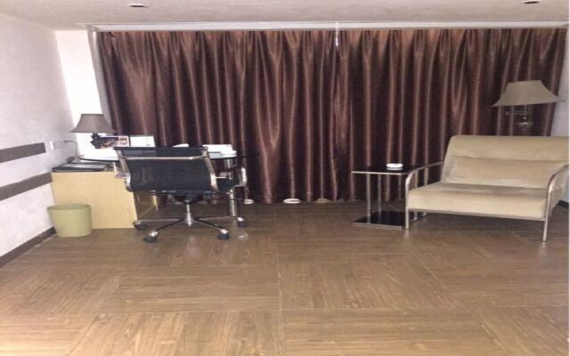 Regency Apartment Hotel