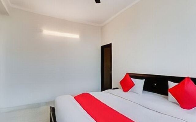 OYO Flagship 75768 Hotel Amaira