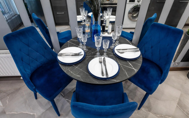 Апартаменты Fishing Vilagge Luxe (Рыбная деревня Люкс) на улице Октябрьская 57