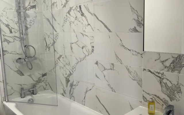 Casa Fresa - City Quay Apartment