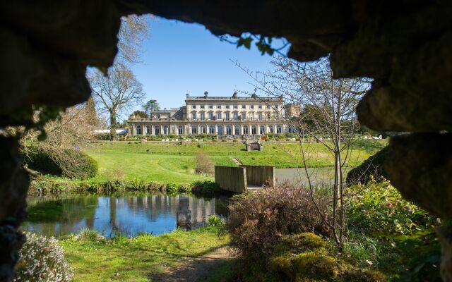 Cowley Manor Experimental