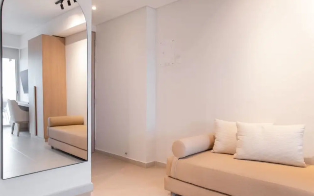 w Comfortable Loft w Balcony in Crespo