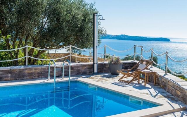 Apartments Lavilla