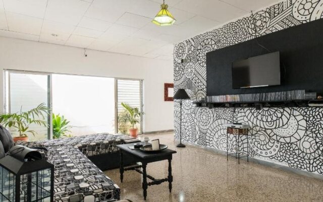 Pandora Hostel
