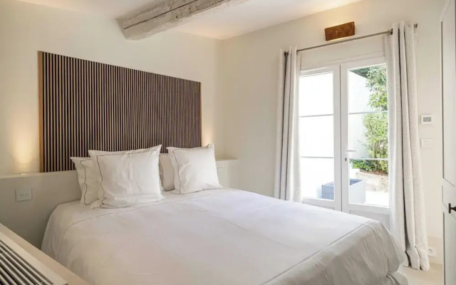 Luxurious Villa With Heated Pool 5br/10p - Cannes