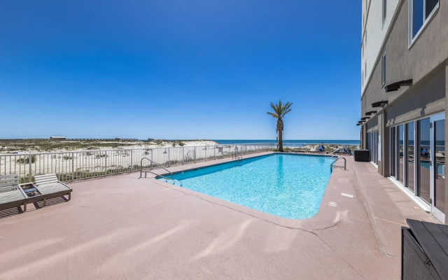 Royal Palms 1203